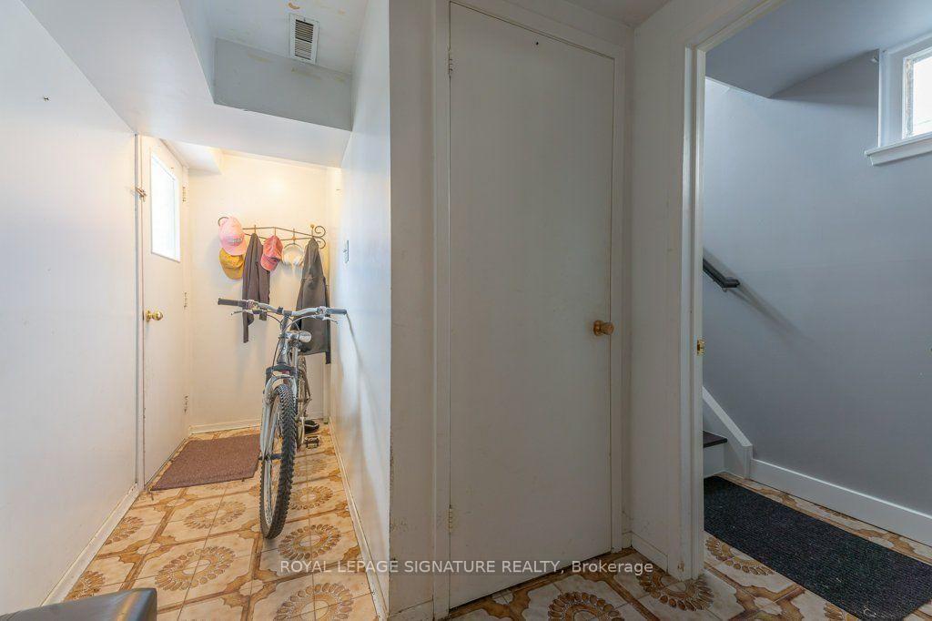676 Abana Road • Mississauga, ON photo 21