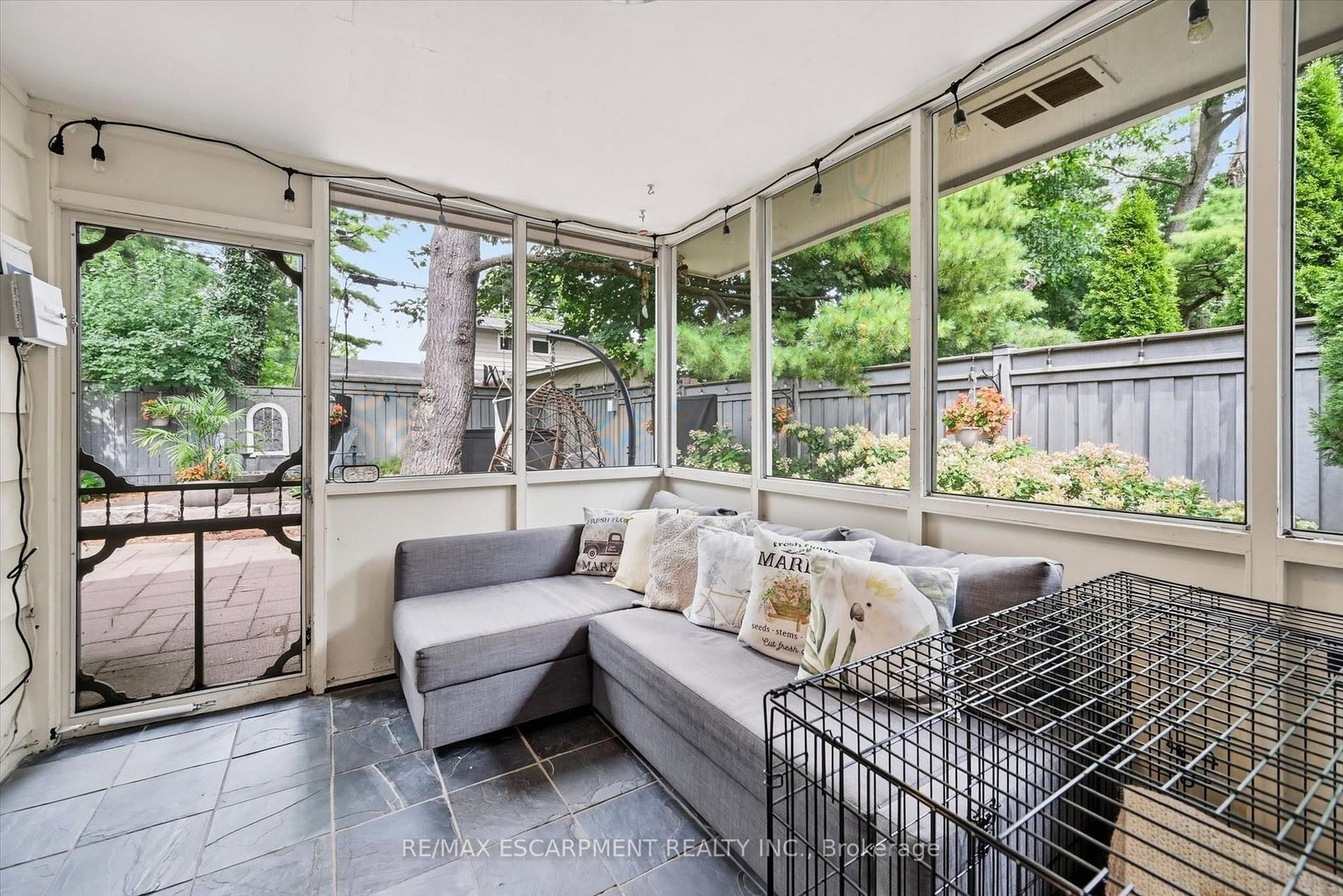 247 Linwood Crescent • Burlington, ON photo 26