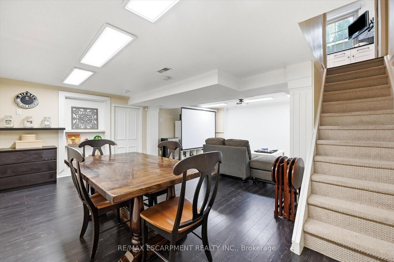 247 Linwood Crescent • Burlington, ON photo 38