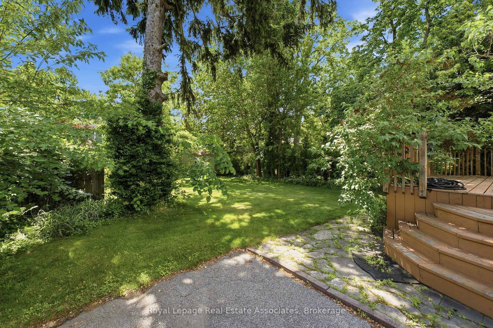 64 Eaglewood Boulevard • Mississauga, ON photo 33