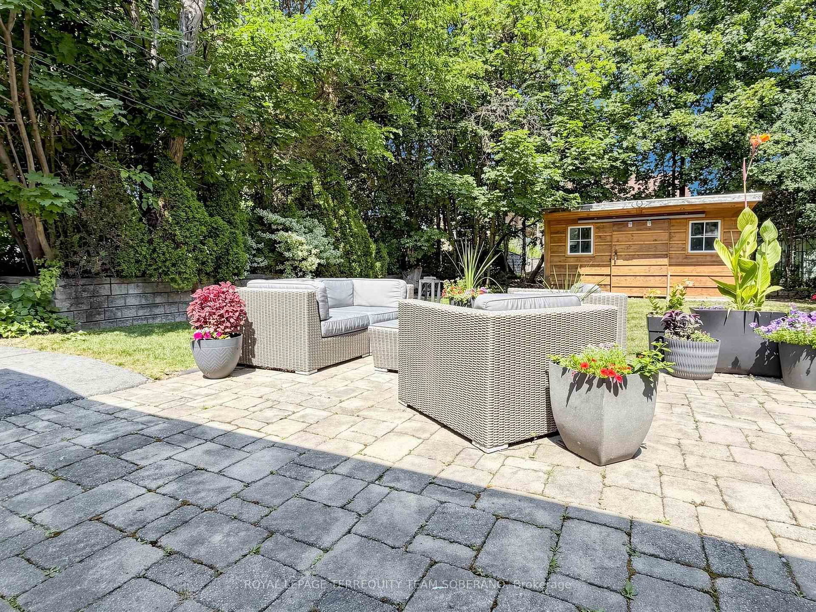 64 Clearbrooke Circle • Toronto, ON photo 38