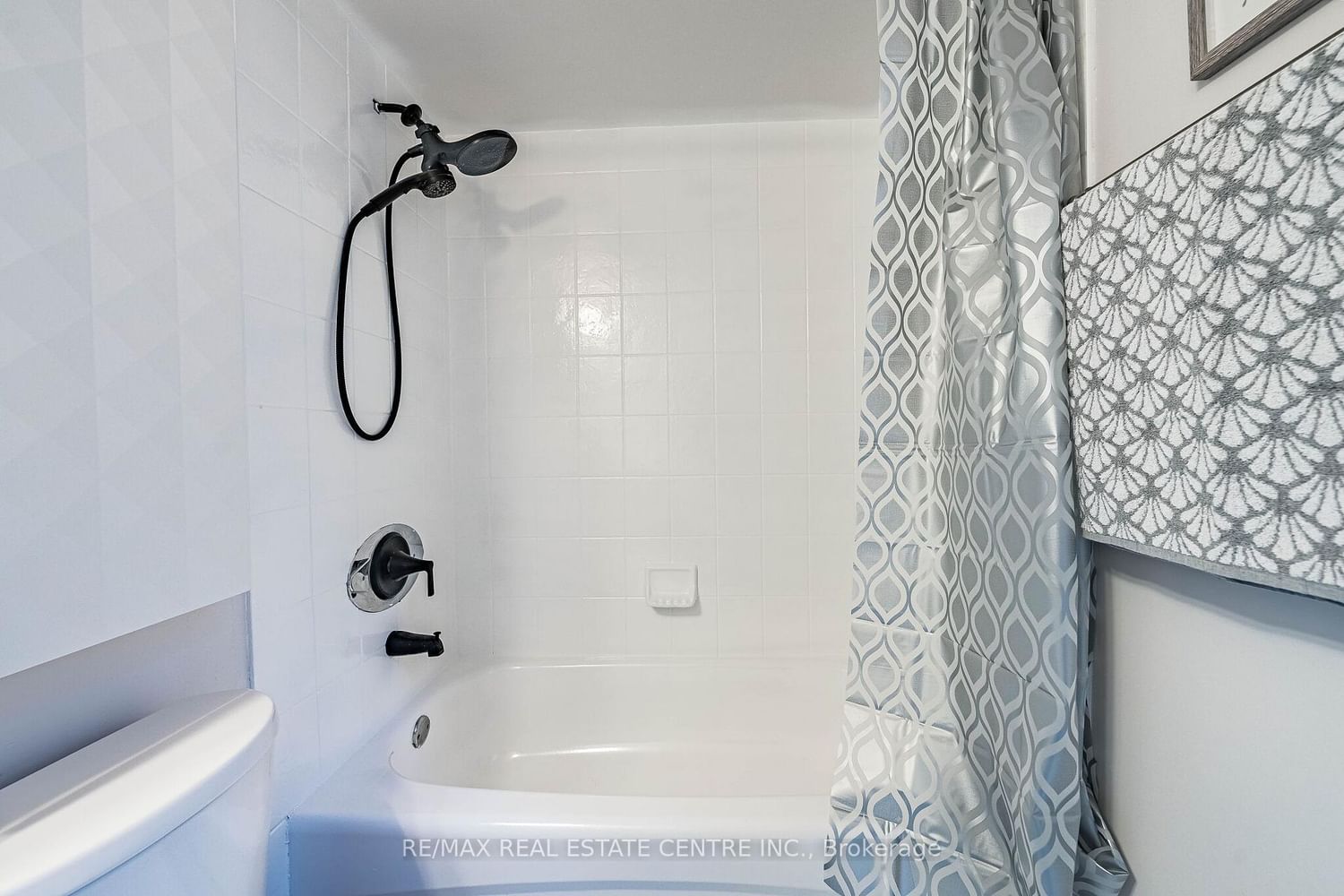 16 Laidlaw Street • #920 • Toronto, ON photo 12