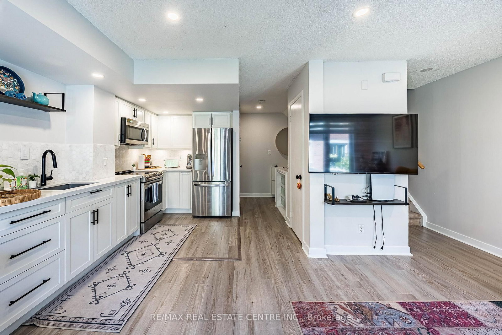 16 Laidlaw Street • #920 • Toronto, ON photo 6