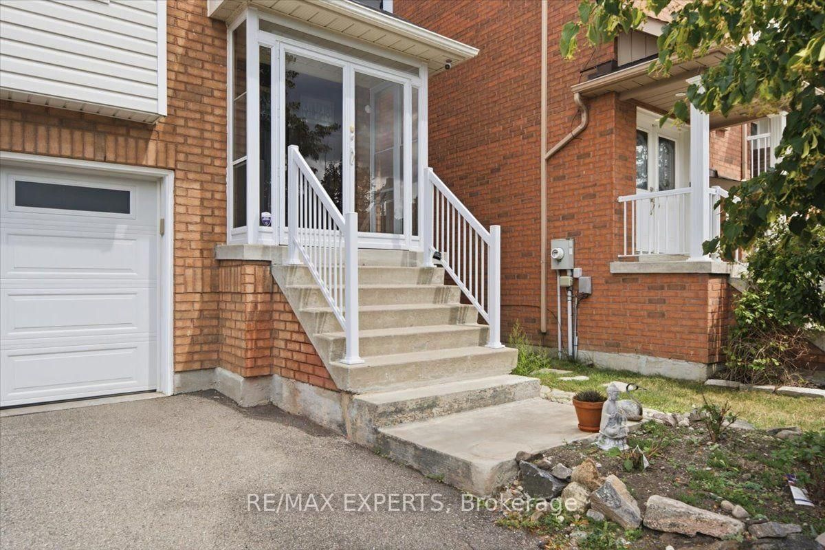 64 Knoll Haven Circle • Caledon, ON photo 4