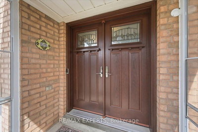 64 Knoll Haven Circle • Caledon, ON photo 5