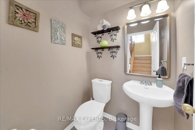 64 Knoll Haven Circle • Caledon, ON photo 9
