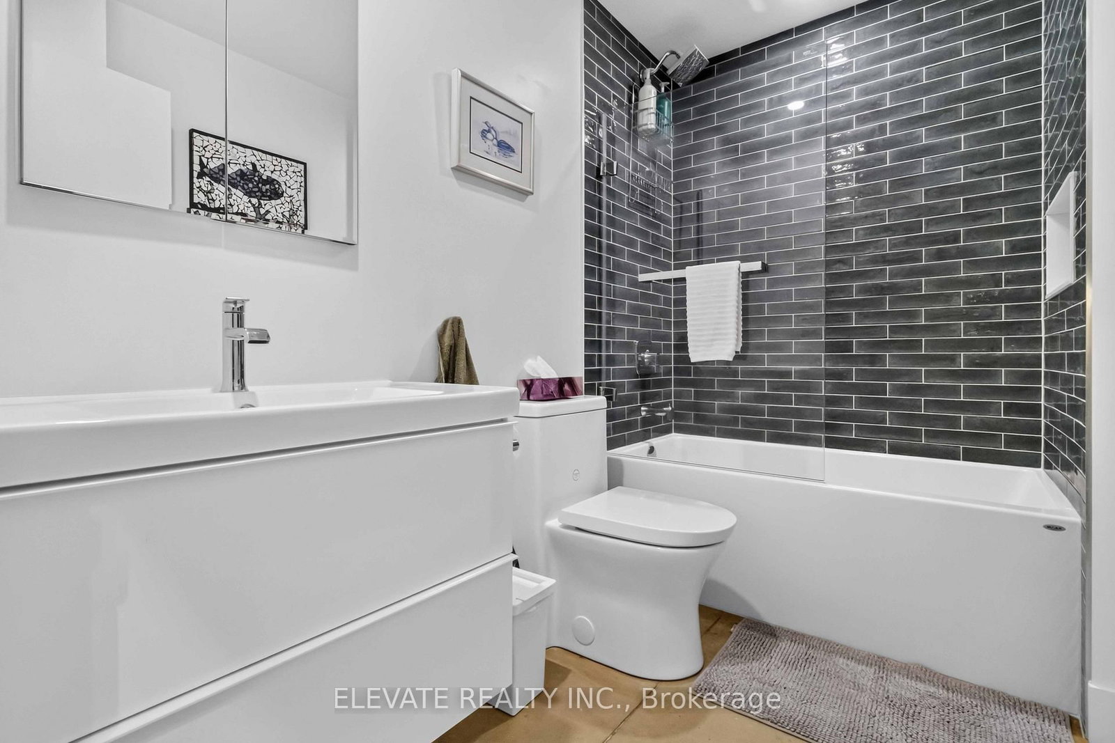 363 Sorauren Avenue • #312 • Toronto, ON photo 11