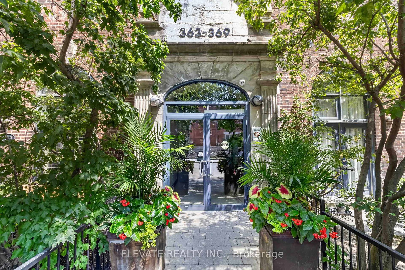 363 Sorauren Avenue • #312 • Toronto, ON photo 22