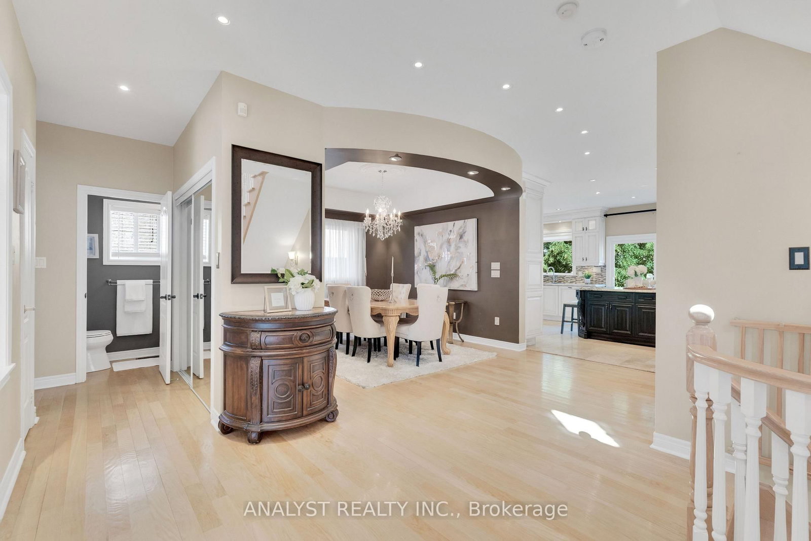 216 Waterbury Street • Caledon, ON photo 10