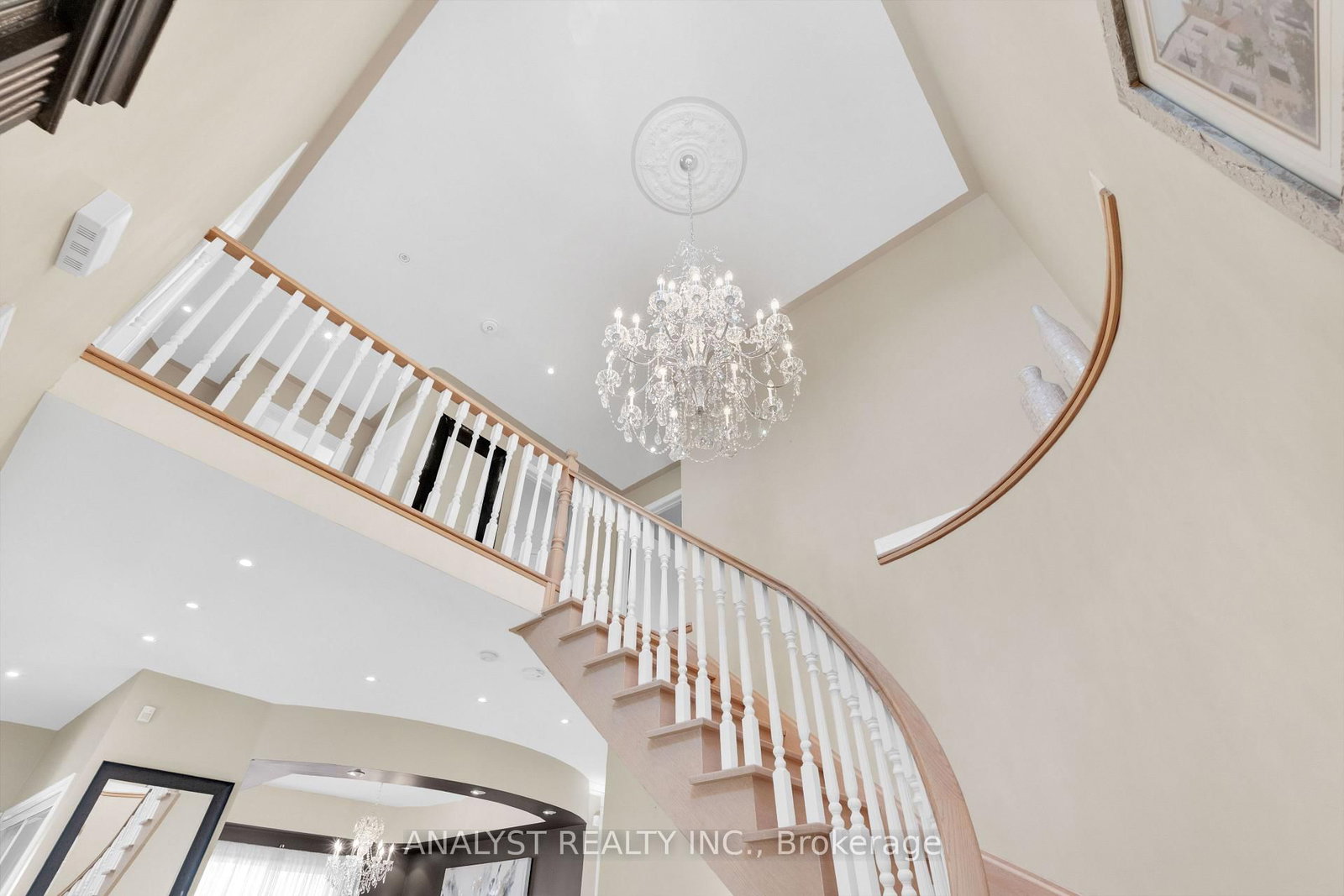216 Waterbury Street • Caledon, ON photo 24