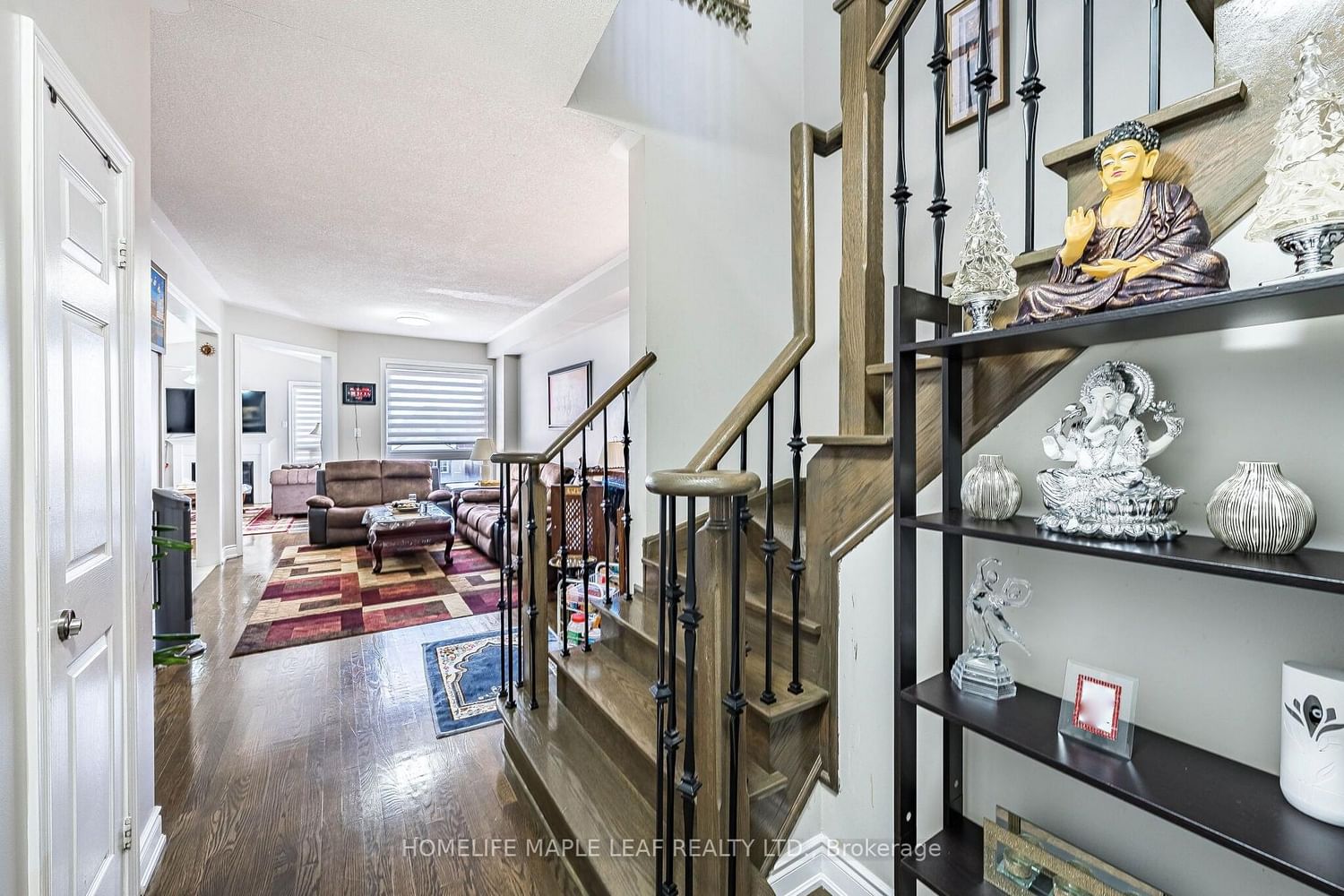 29 Gower Crescent • Brampton, ON photo 9