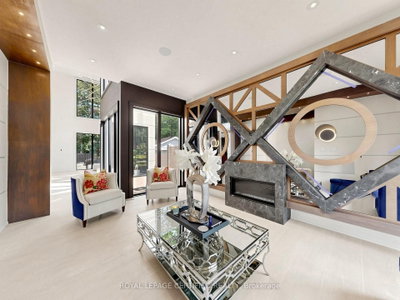 2378 Rebecca Street • Oakville, ON photo 6