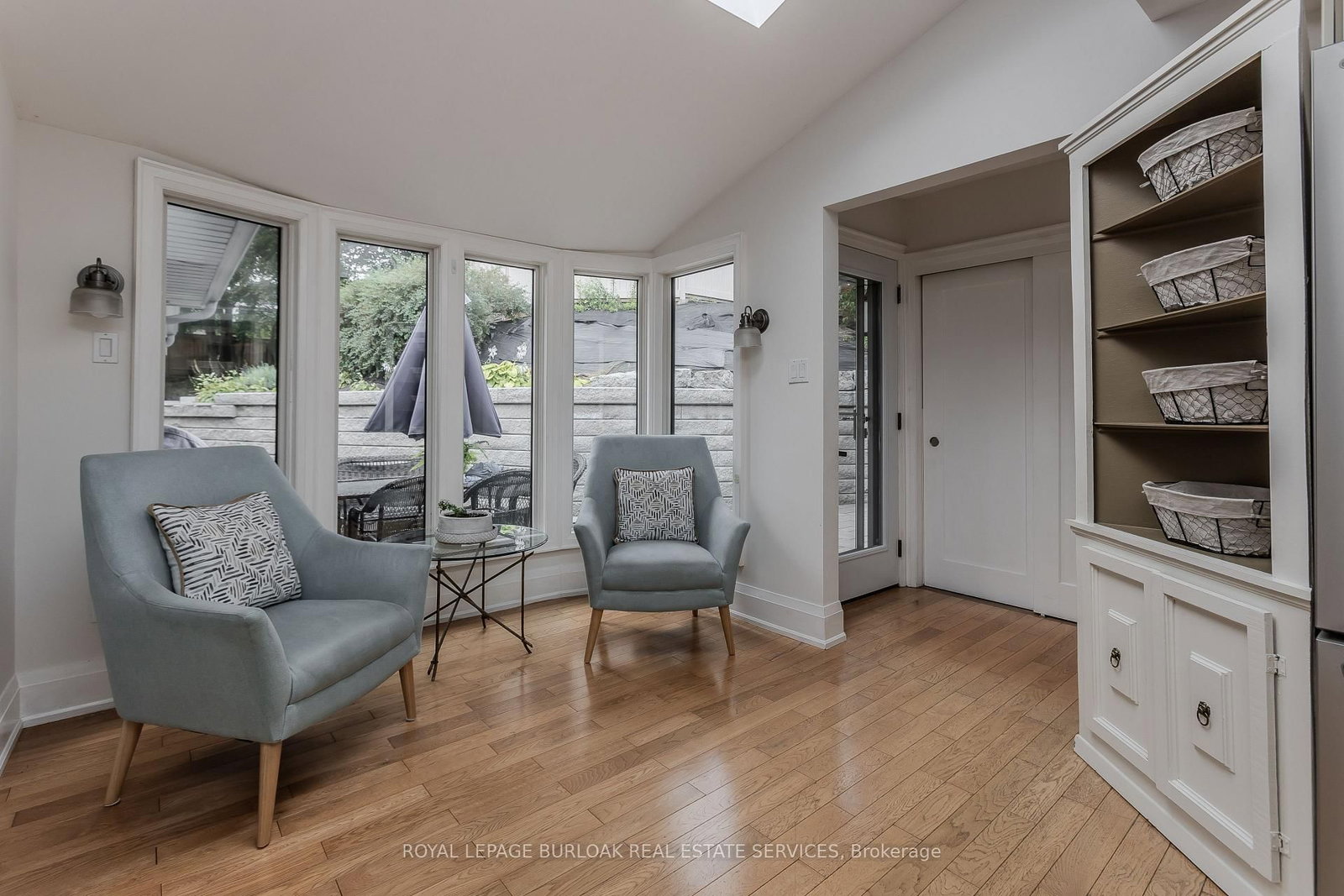 892 North Shore Boulevard W • Burlington, ON photo 11