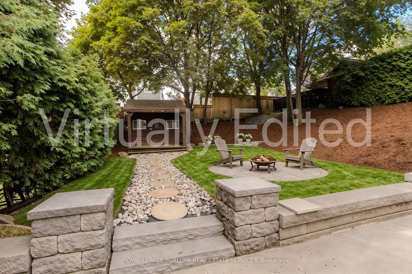 892 North Shore Boulevard W • Burlington, ON photo 32