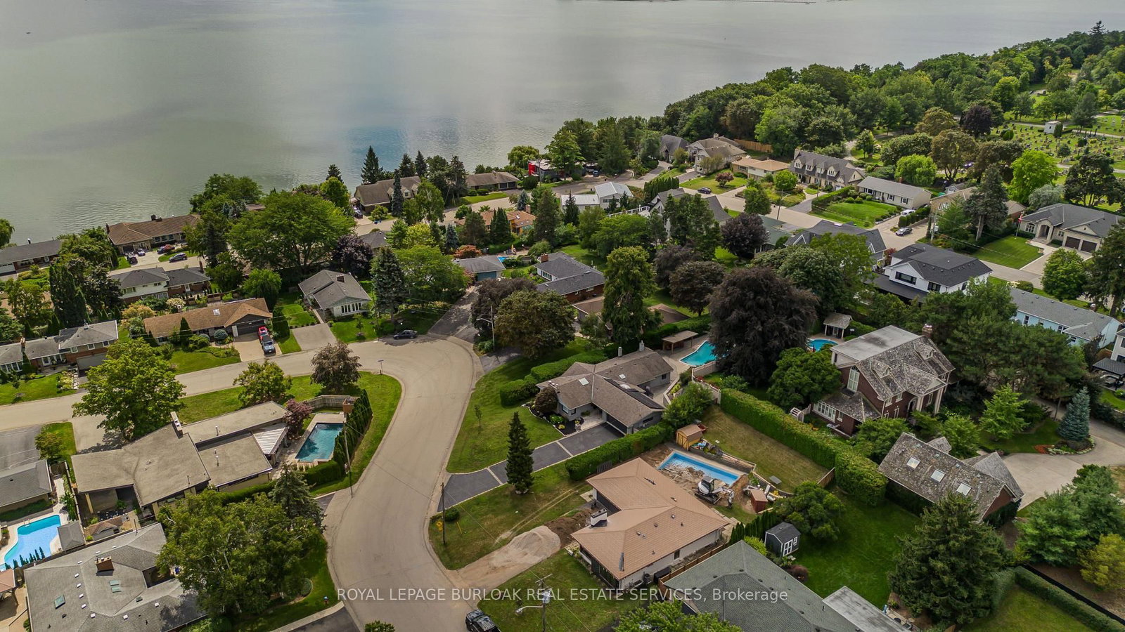 892 North Shore Boulevard W • Burlington, ON photo 40