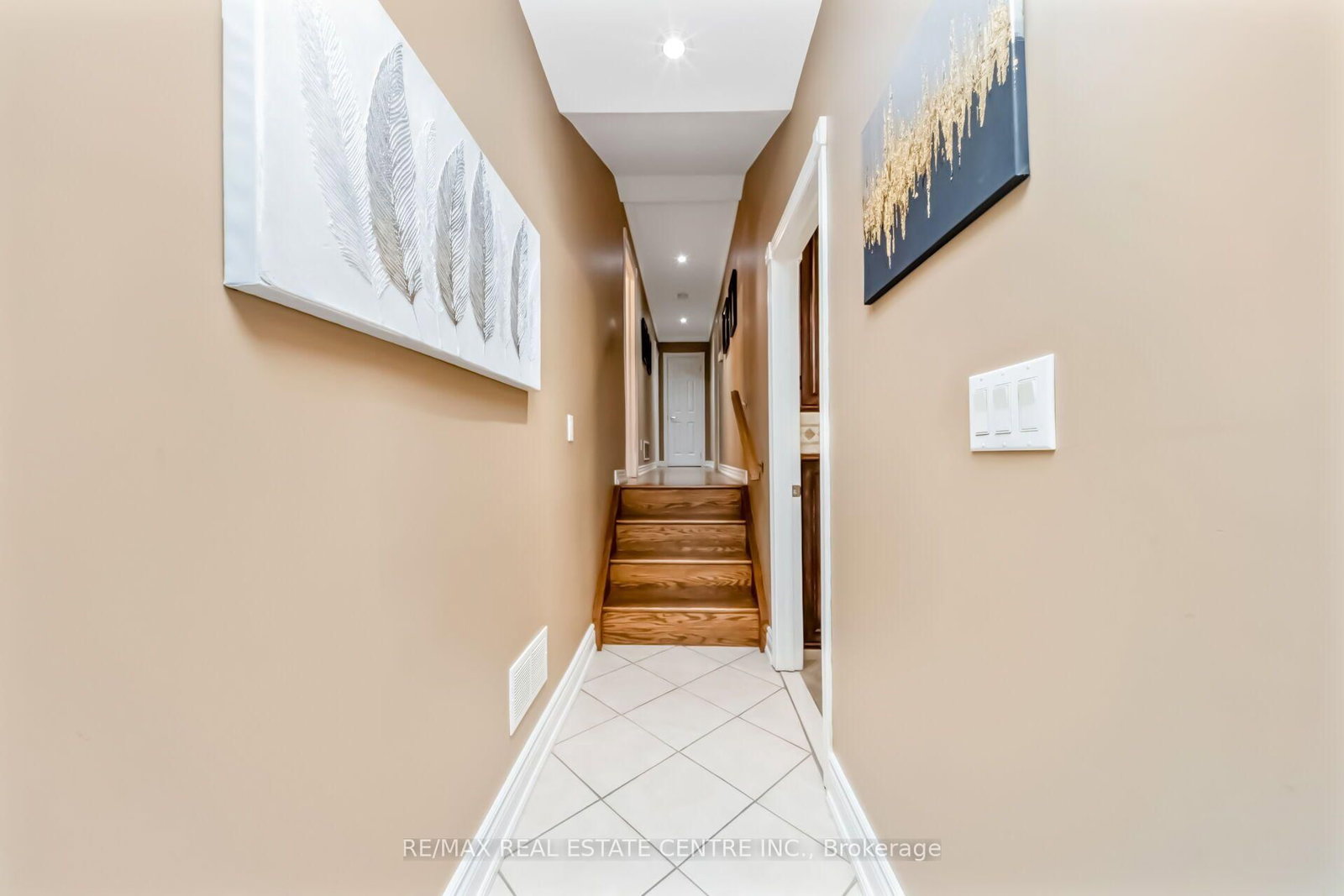 6961 Second Line W • Mississauga, ON photo 17