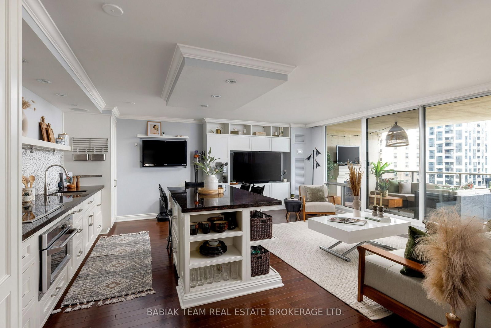 50 Quebec Avenue • #705 • Toronto, ON photo 3