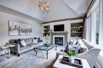 32 Oakwood Avenue S • Mississauga, ON photo 9