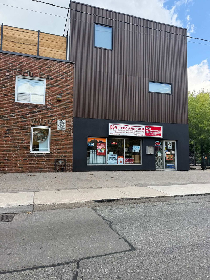 90 Marlee Ave photo 3