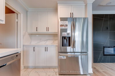 3170 Kirwin Mississauga,ON L5A 3R1 — Photo 14