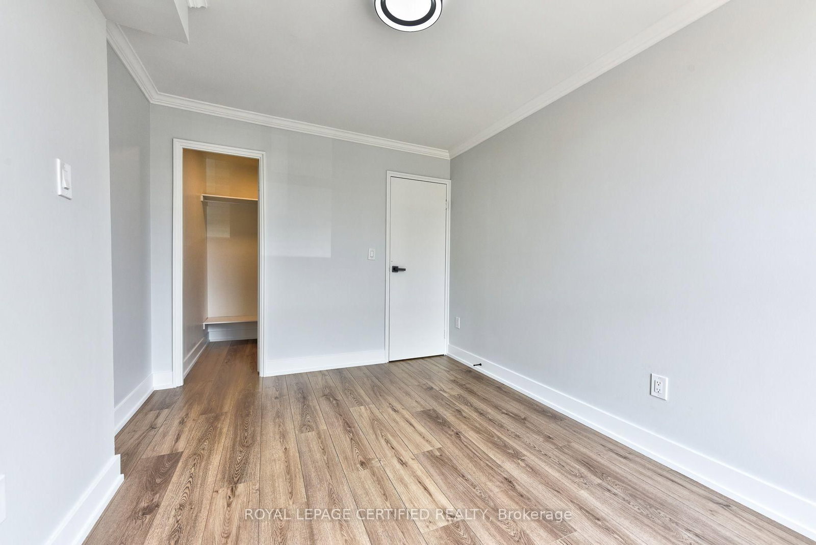 3170 Kirwin Mississauga,ON L5A 3R1 — Photo 24