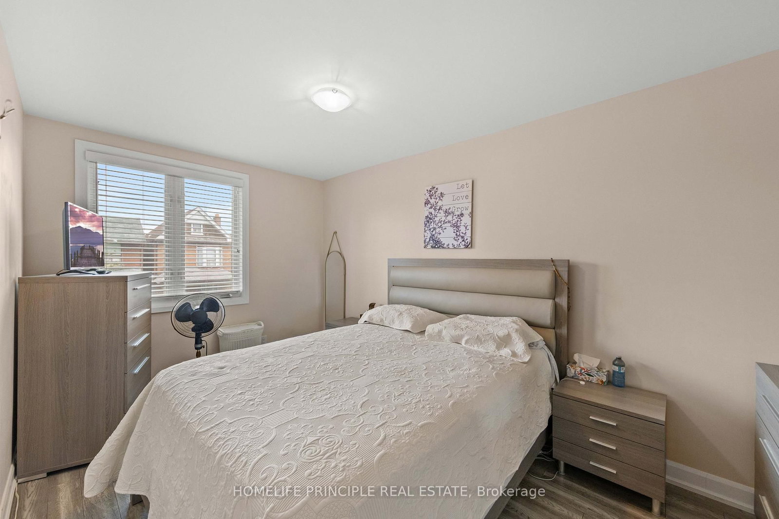 420 Salem Avenue N • Toronto, ON photo 14