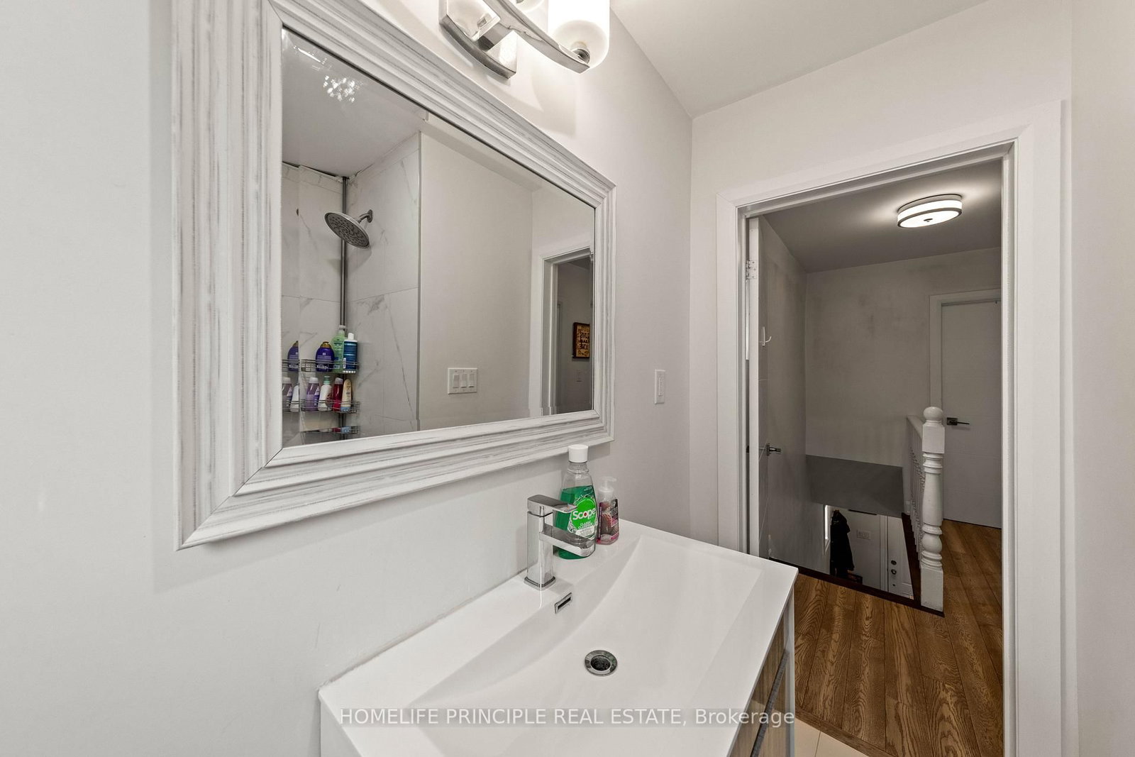 420 Salem Avenue N • Toronto, ON photo 19
