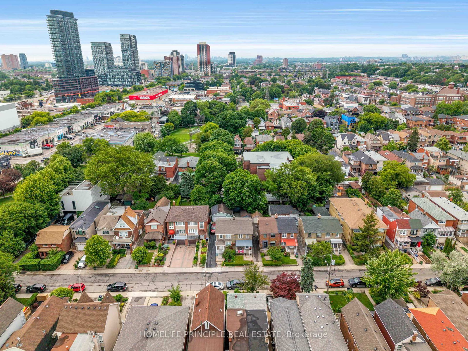 420 Salem Avenue N • Toronto, ON photo 38