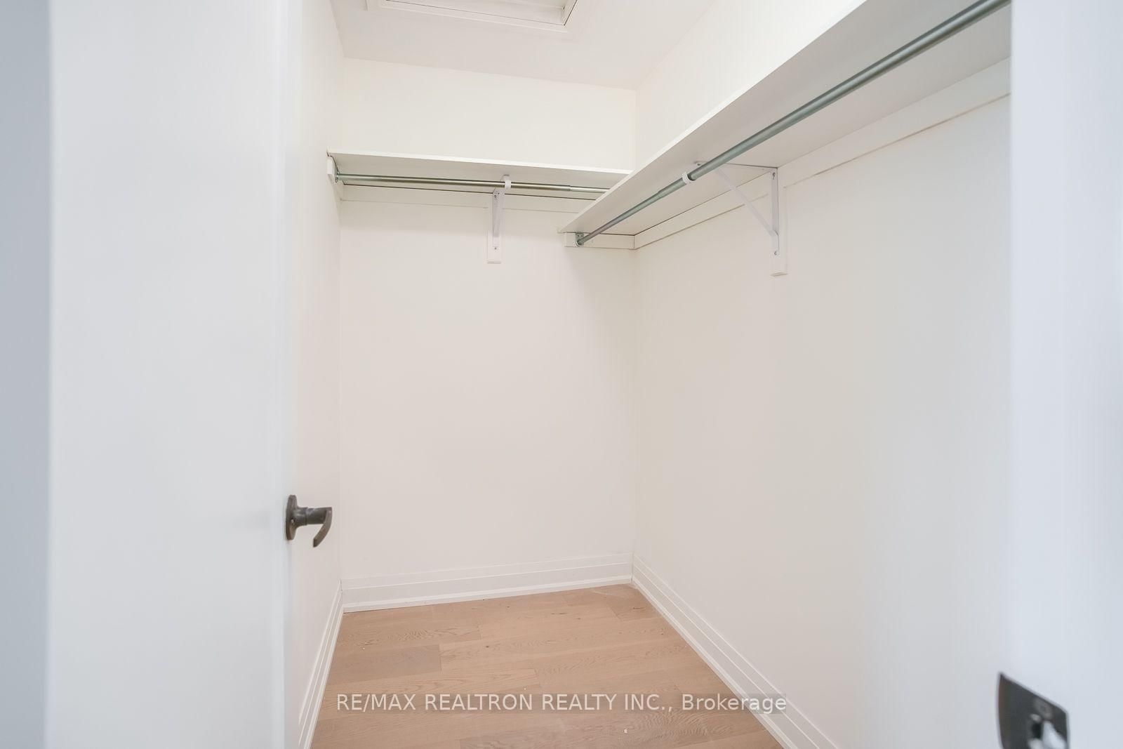 5261 Heeks Common • Burlington, ON photo 22