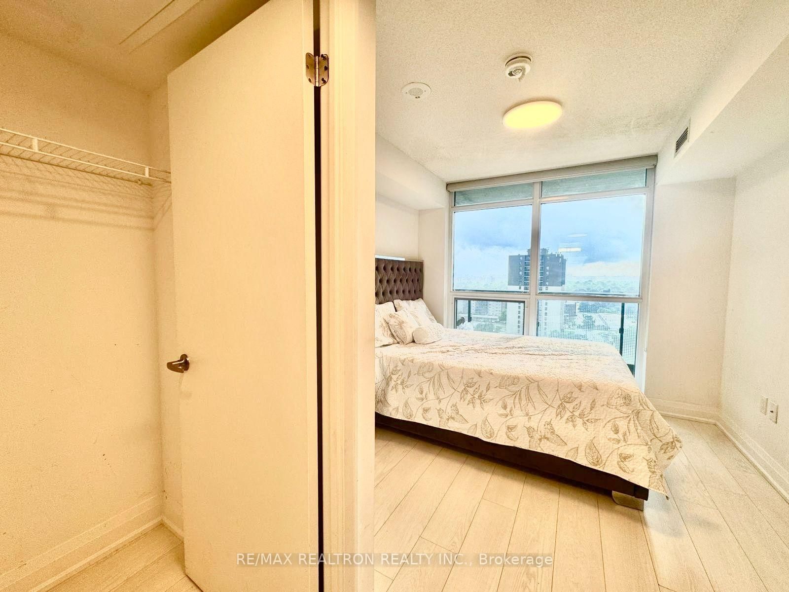 30 Gibbs Road • #1310 • Toronto, ON photo 8