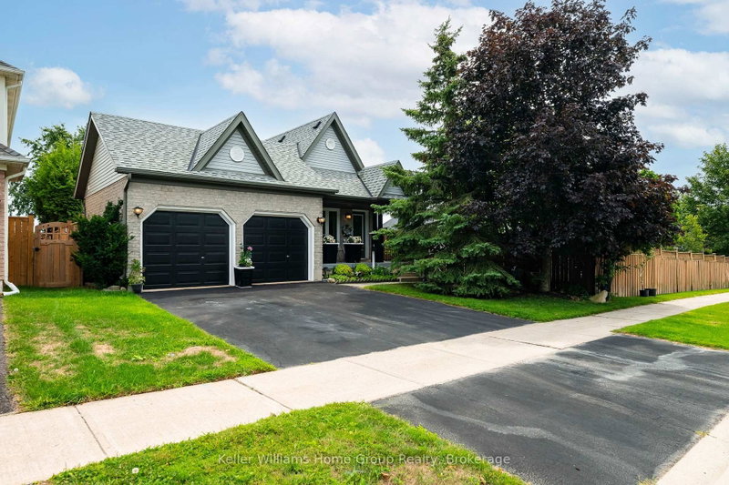 16 Althorp Drive