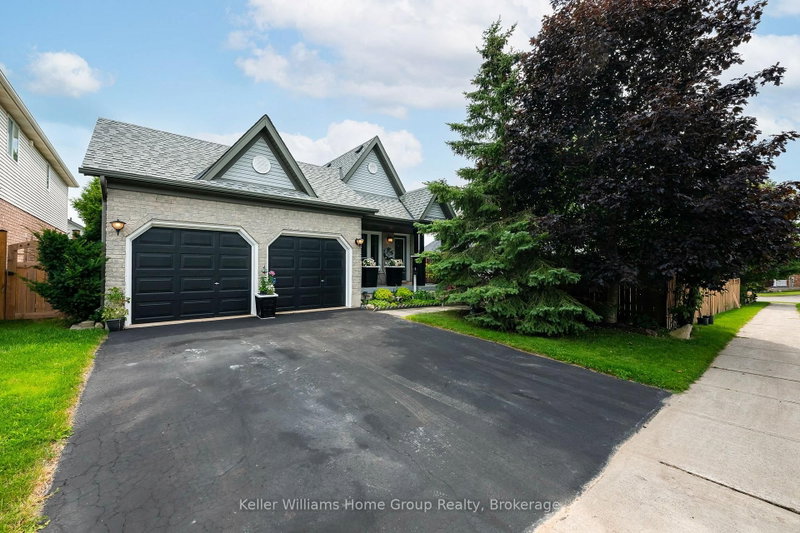 16 Althorp Drive