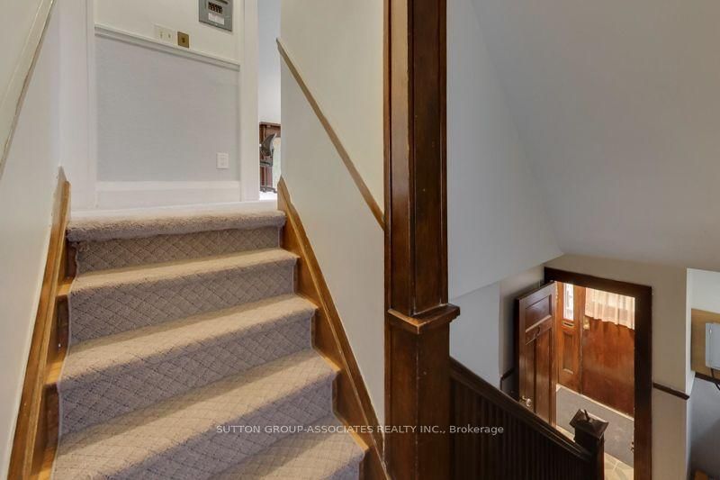 131 Lauder Avenue • Toronto, ON photo 14
