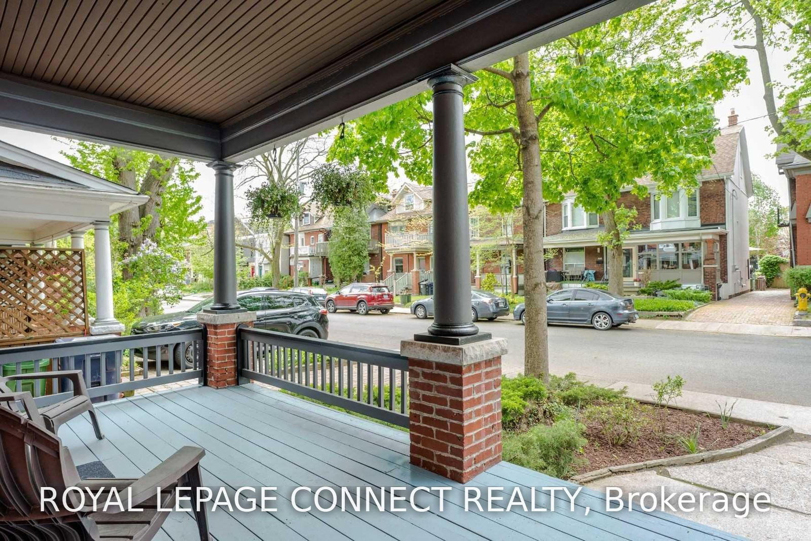 Lower - 307 Pacific Avenue, Toronto 4