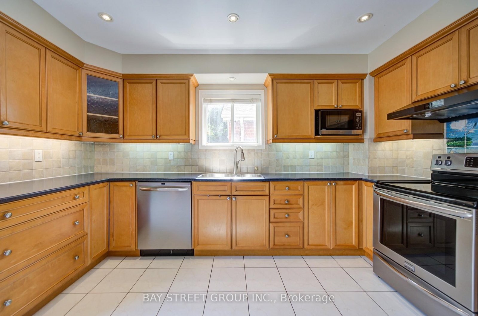 5922 Dalebrook Crescent • Mississauga, ON photo 14