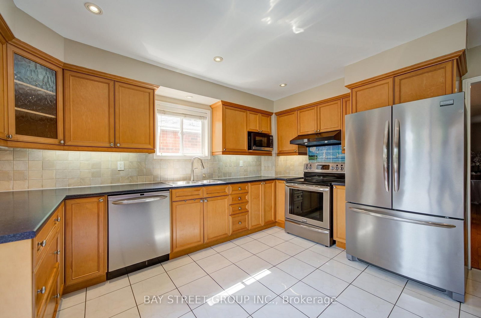 5922 Dalebrook Crescent • Mississauga, ON photo 15