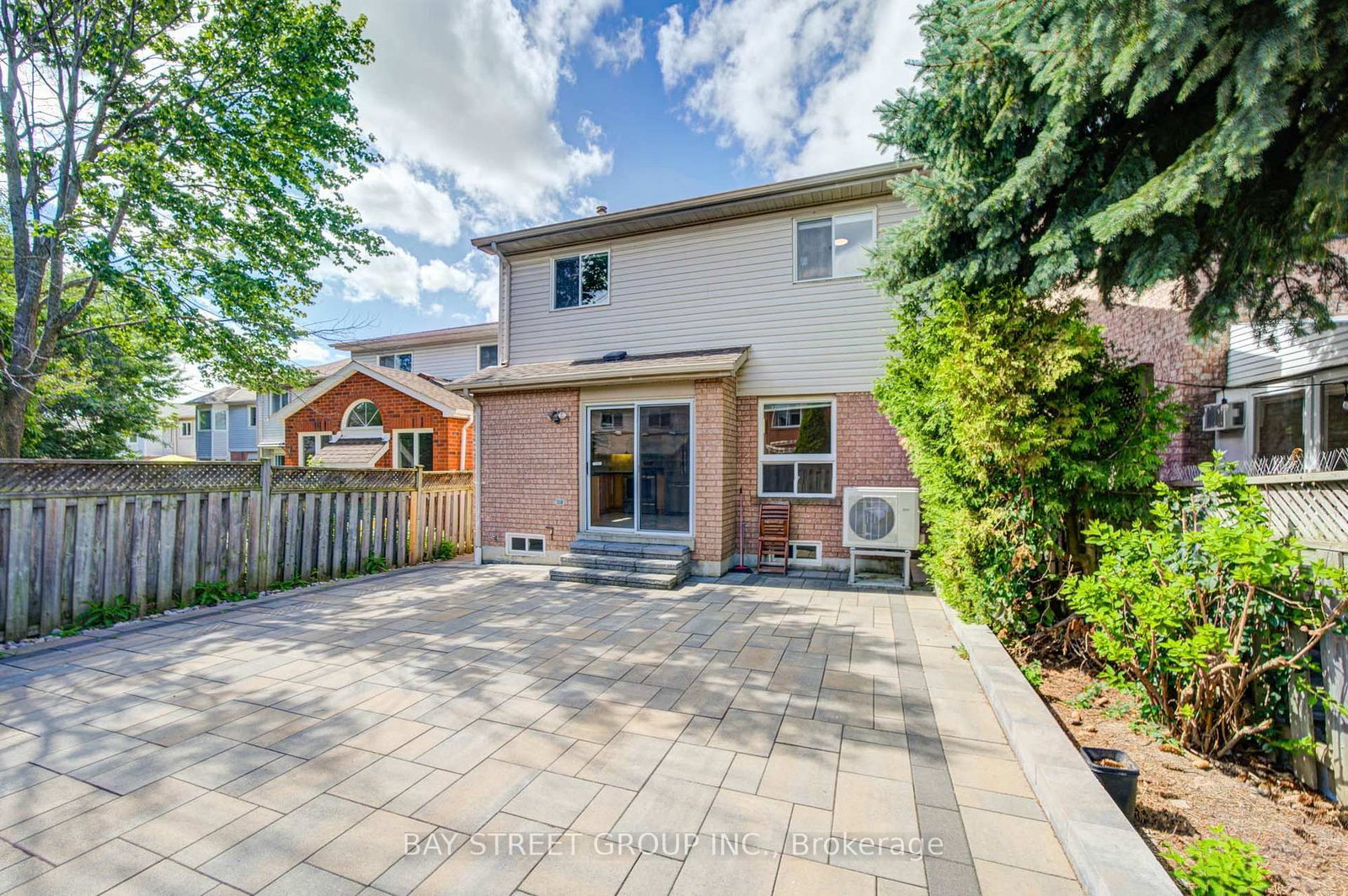 5922 Dalebrook Crescent • Mississauga, ON photo 40