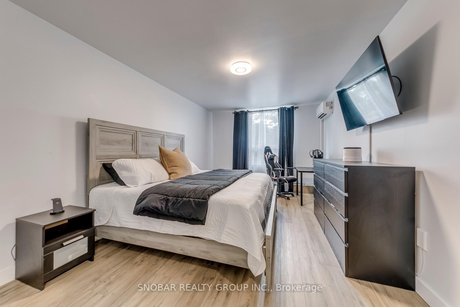 15 La Rose Avenue • #204 • Toronto, ON photo 14