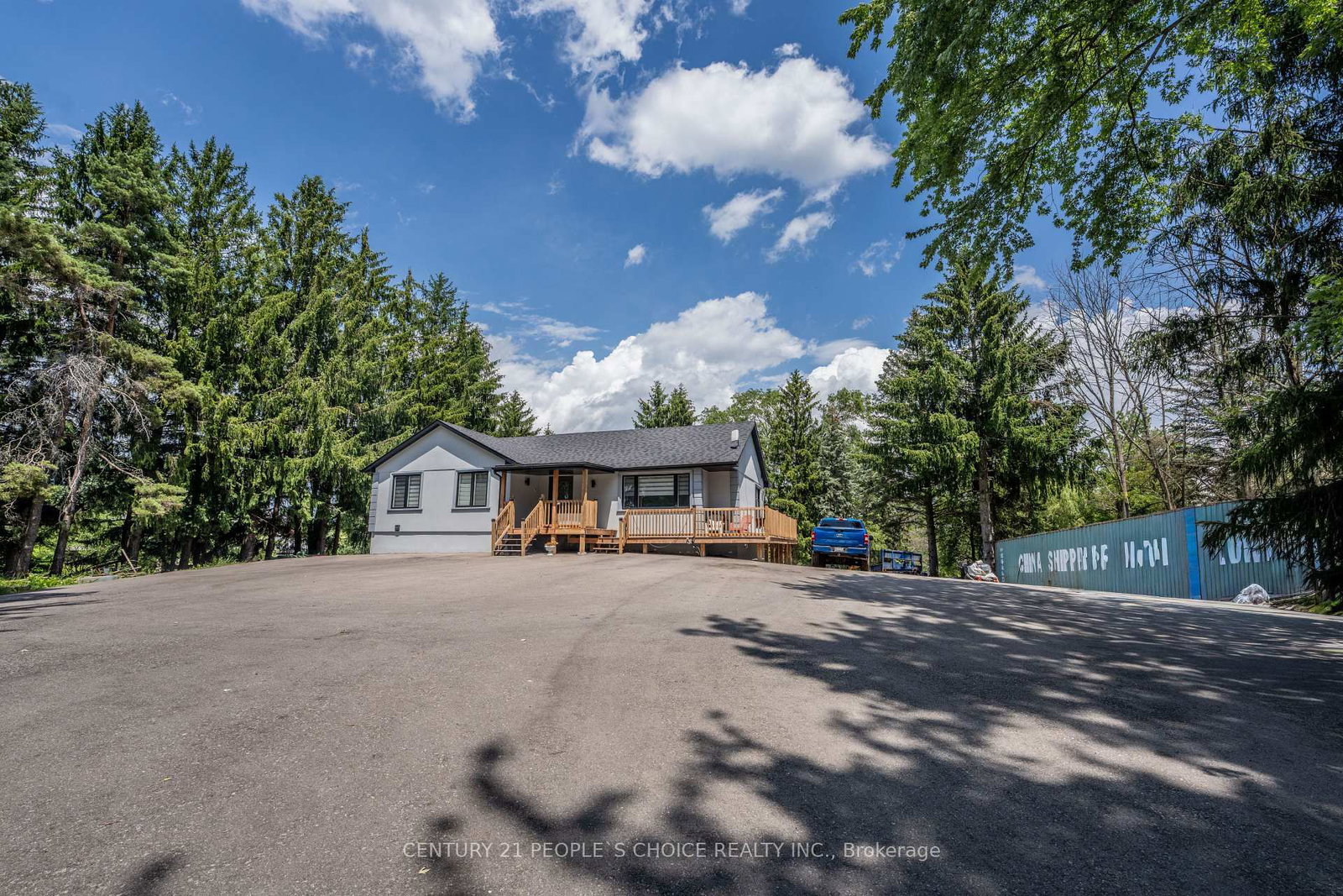 15553 The Gore Road • Caledon, ON photo 1