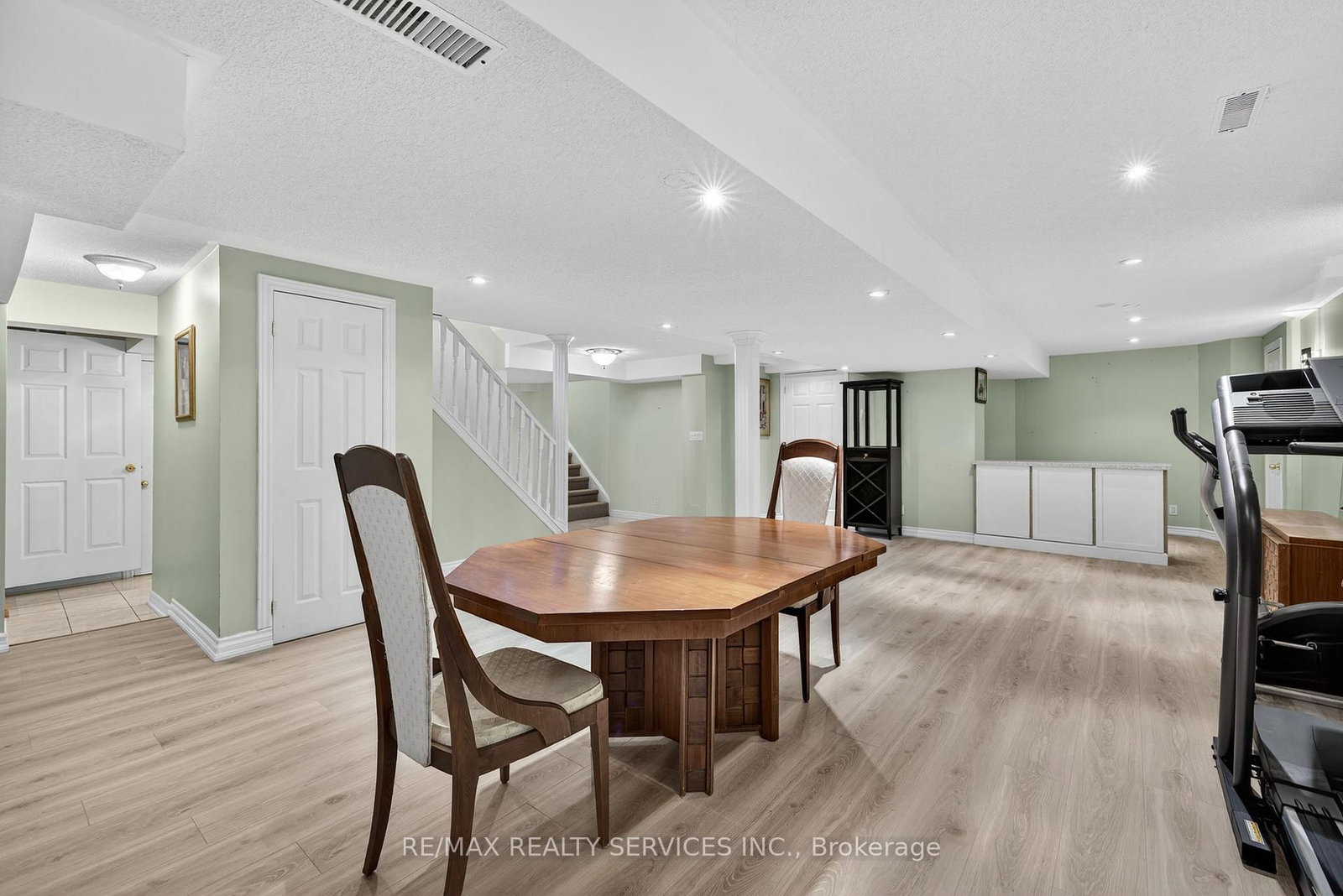 124 Royal Valley Drive • Caledon, ON photo 36