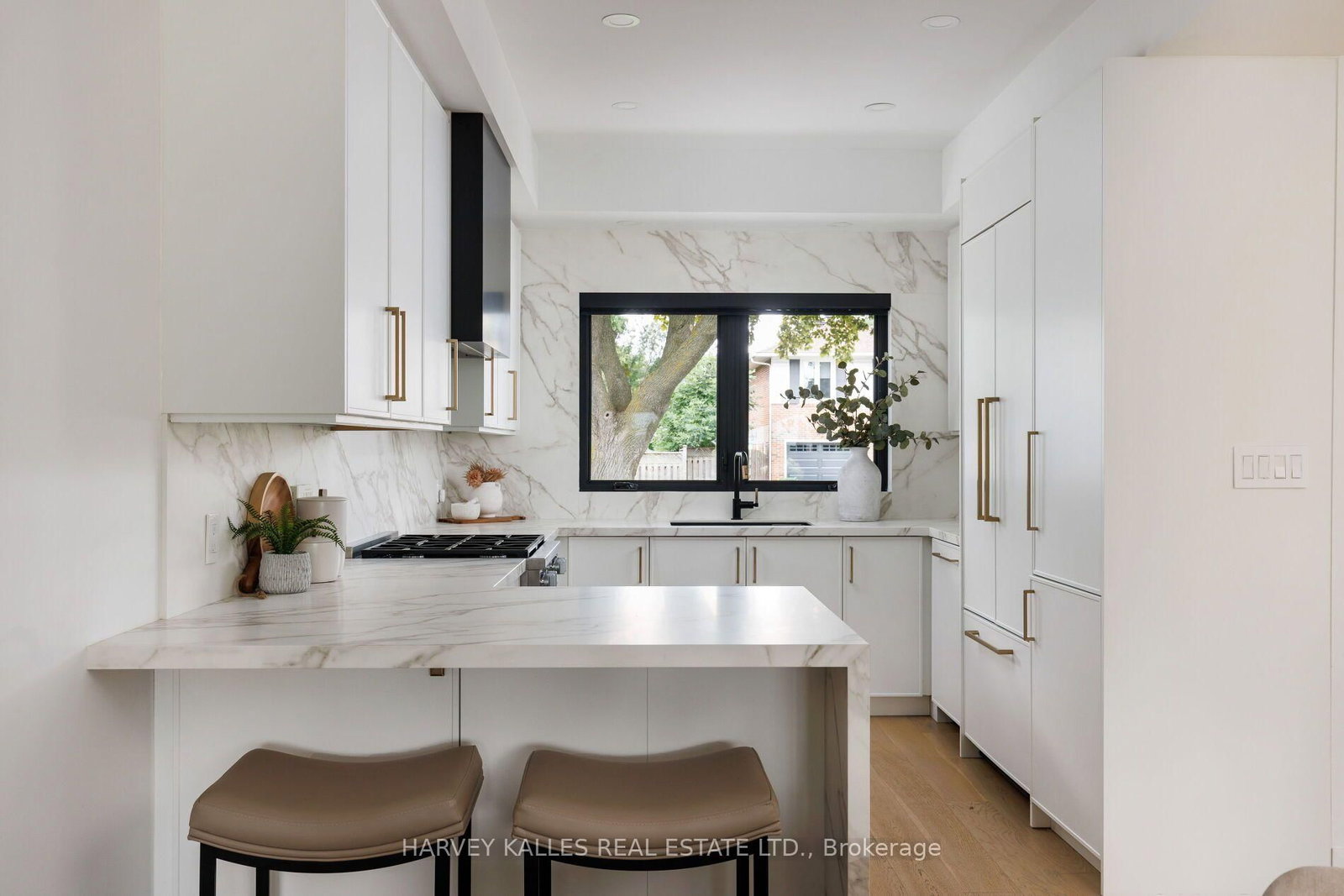 75 Markland Drive • Toronto, ON photo 21