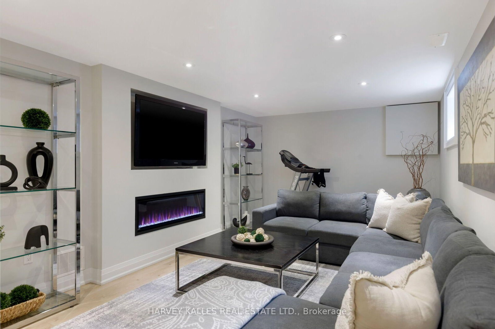 75 Markland Drive • Toronto, ON photo 36