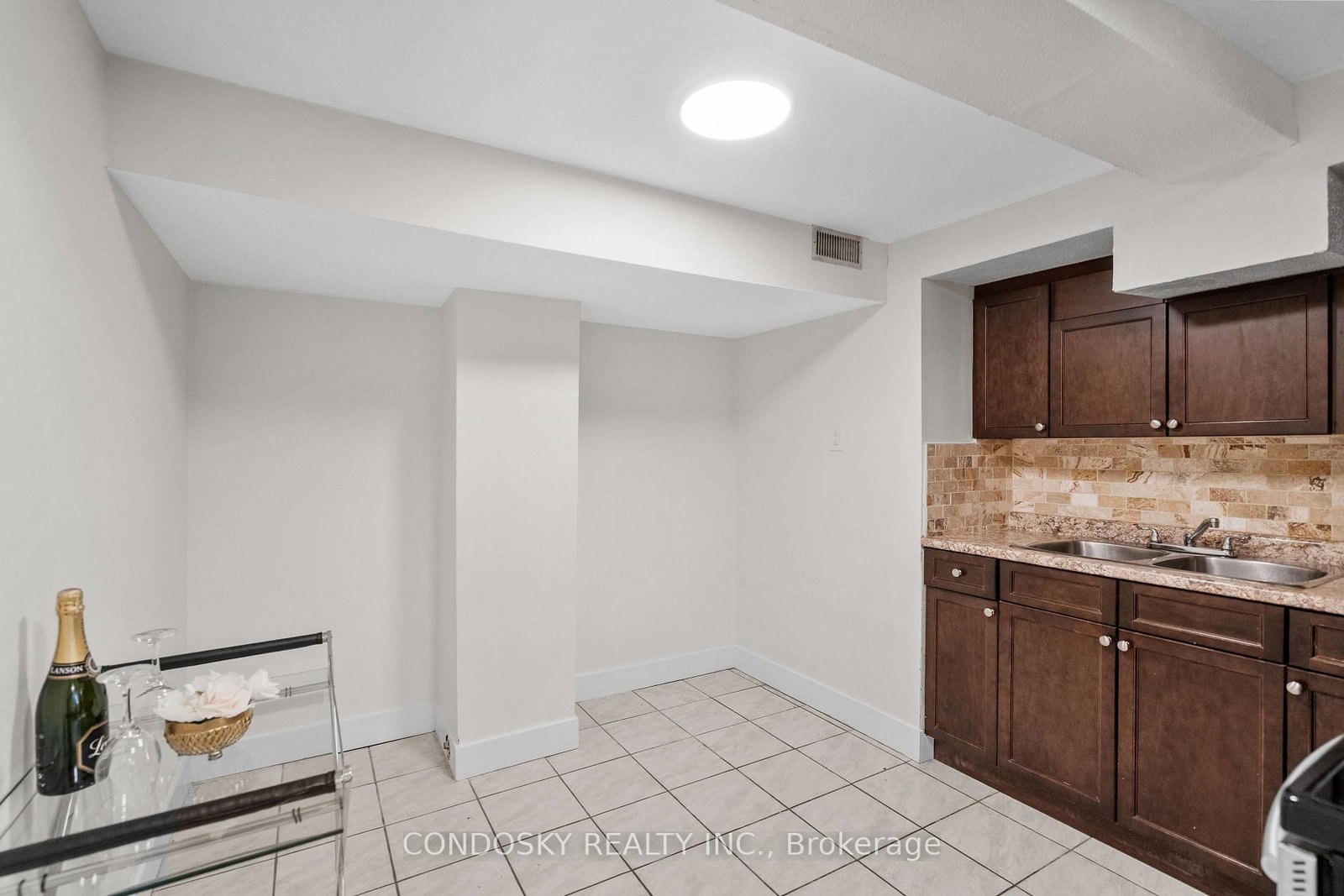 768 Annamore Road • Mississauga, ON photo 32