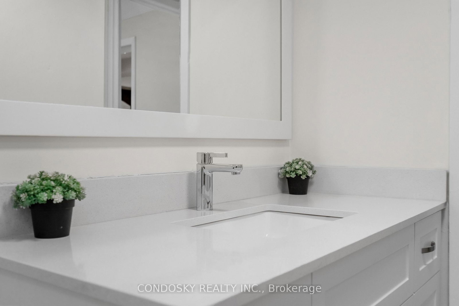 768 Annamore Road • Mississauga, ON photo 36