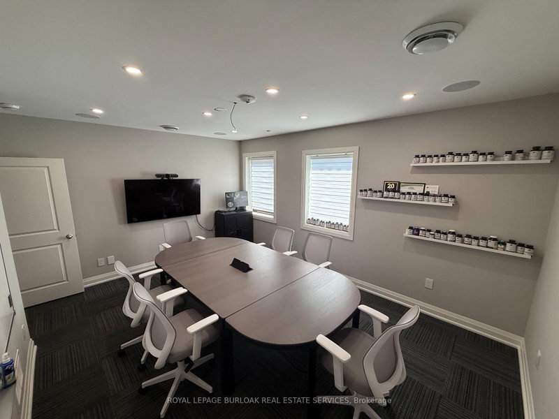 4180 Morris Dr photo 4
