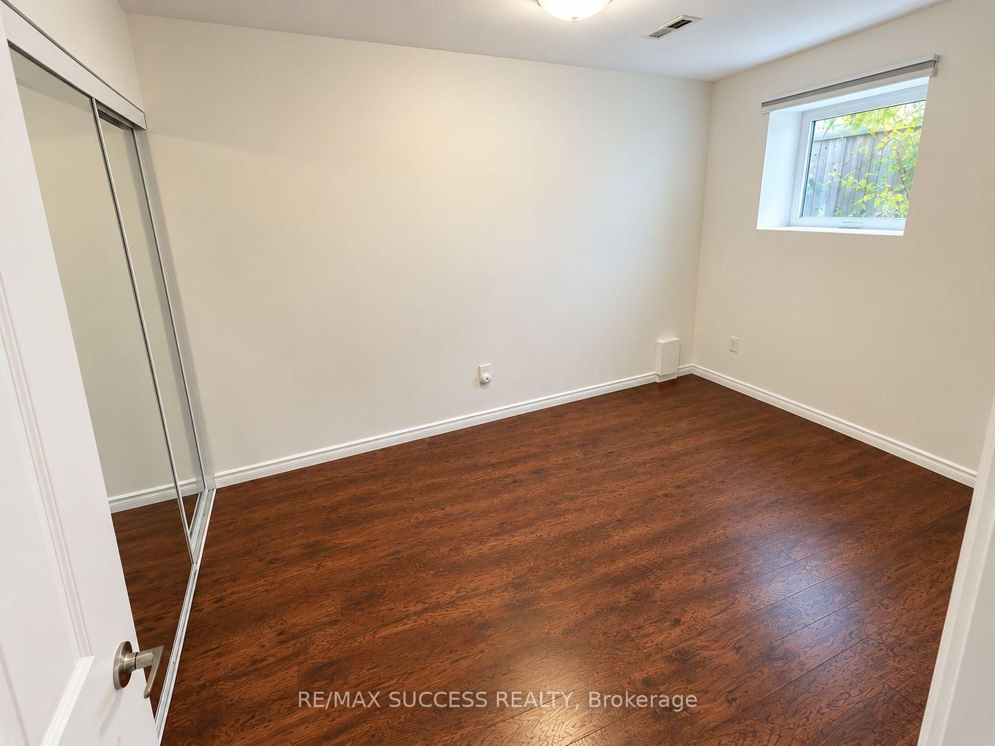 916 Minchin Milton,ON L9T 7T6 — Photo 10