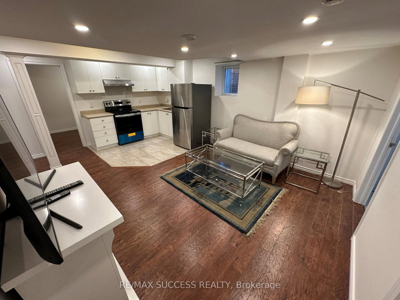 Basement - 916 Minchin Way