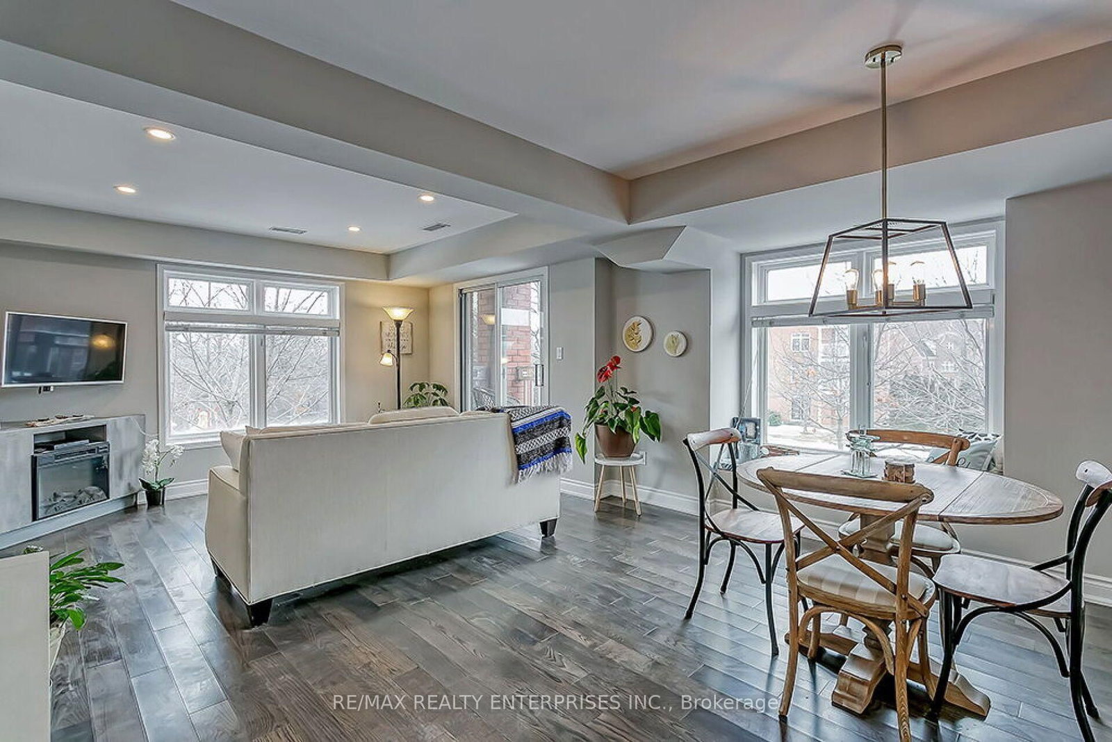 2386 Munn's Avenue • #Unit E • Oakville, ON photo 1