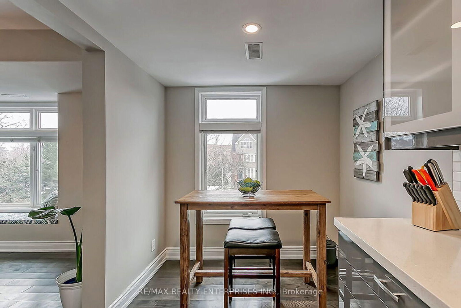 2386 Munn's Avenue • #Unit E • Oakville, ON photo 11