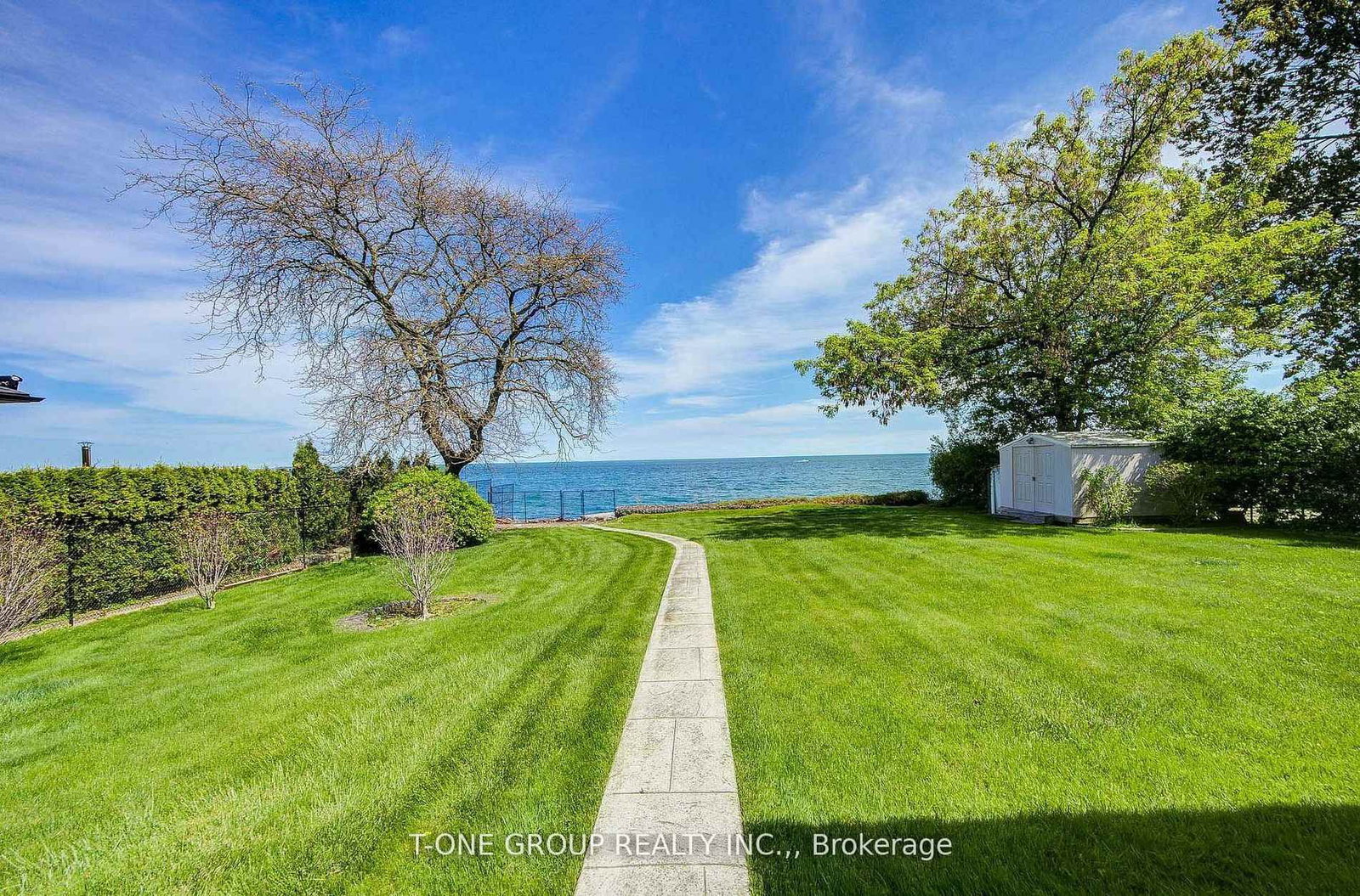 120 Cumberland Dr, Mississauga, view 24